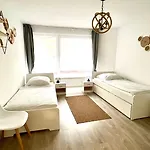 In Linden - Stadtleben - 68qm, Kueche, Bad, 2 Balkons, 5 Personen, Wifi Hannover