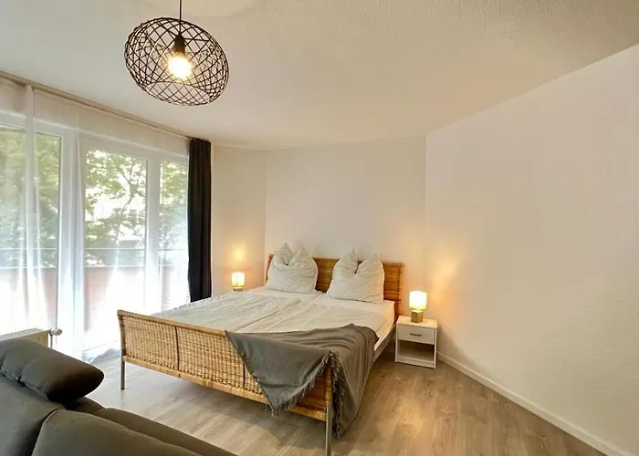 In Linden - Stadtleben - 68qm, Kueche, Bad, 2 Balkons, 5 Personen, Wifi *