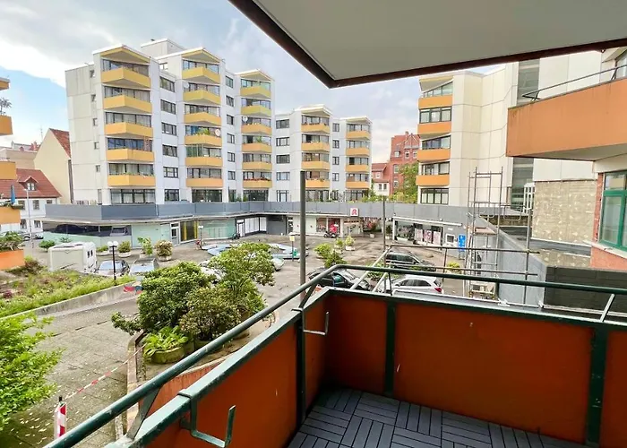 In Linden - Stadtleben - 68qm, Kueche, Bad, 2 Balkons, 5 Personen, Wifi *