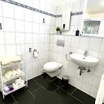 In Linden - Stadtleben - 68qm, Kueche, Bad, 2 Balkons, 5 Personen, Wifi Hanôver