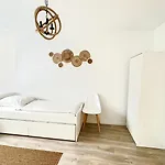 In Linden - Stadtleben - 68qm, Kueche, Bad, 2 Balkons, 5 Personen, Wifi