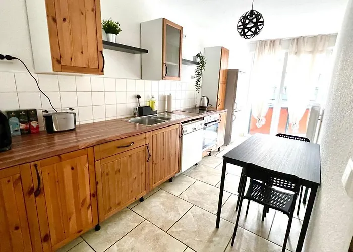 아파트 In Linden - Stadtleben - 68qm, Kueche, Bad, 2 Balkons, 5 Personen, Wifi 하노버