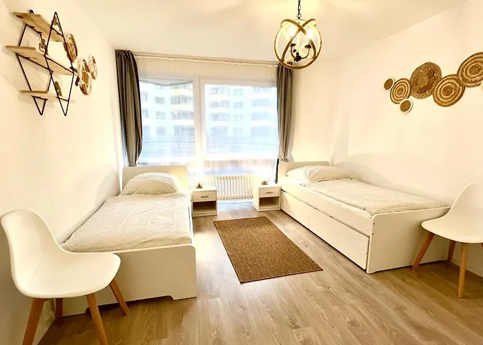 In Linden - Stadtleben - 68qm, Kueche, Bad, 2 Balkons, 5 Personen, Wifi *