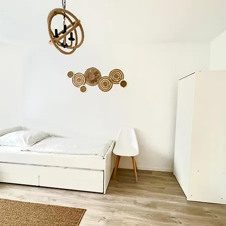 In Linden - Stadtleben - 68qm, Kueche, Bad, 2 Balkons, 5 Personen, Wifi