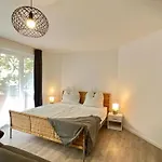 In Linden - Stadtleben - 68qm, Kueche, Bad, 2 Balkons, 5 Personen, Wifi *